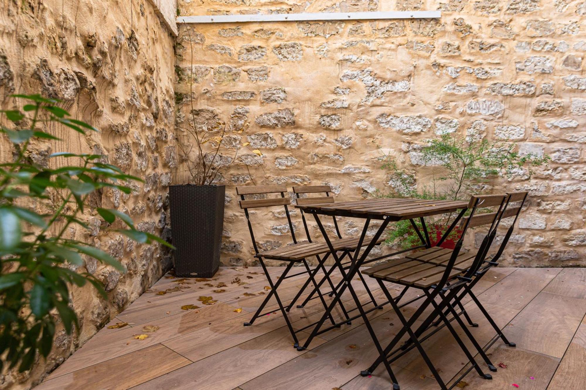 Parking Gratuit - Montmartre Charme & Patio Prive - Sacre-Coeur Metro Anvers Paris Exterior foto